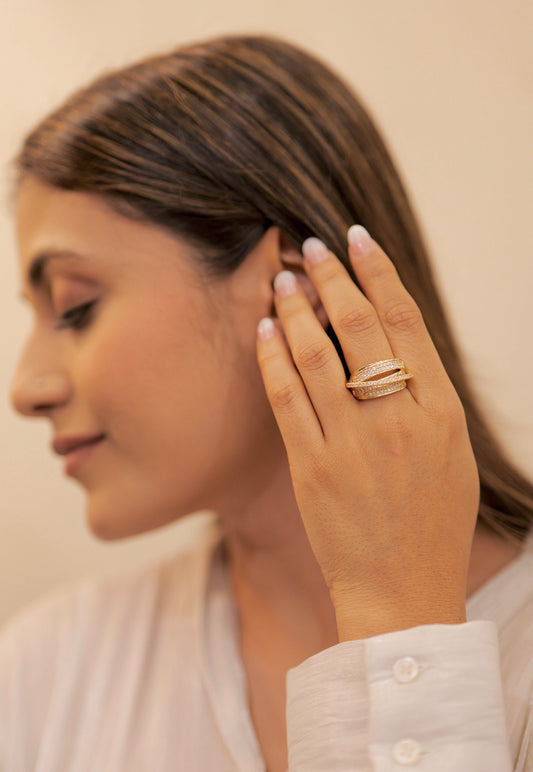 Elysian Luxe Gold Diamond Studded Ring