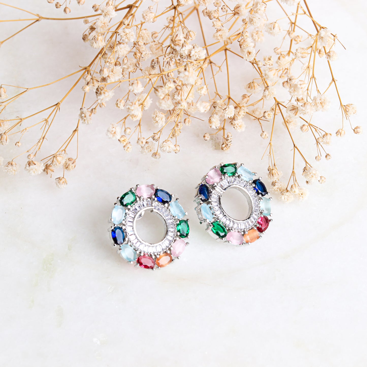 Splendid Round Diamond Studs