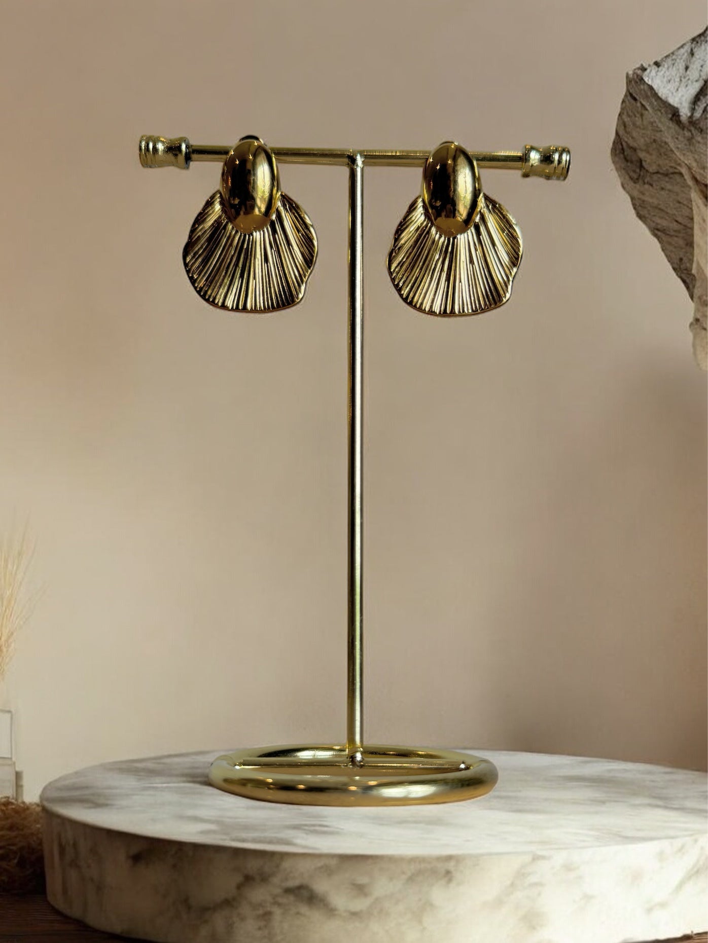 Sapporo Trusted Earrings