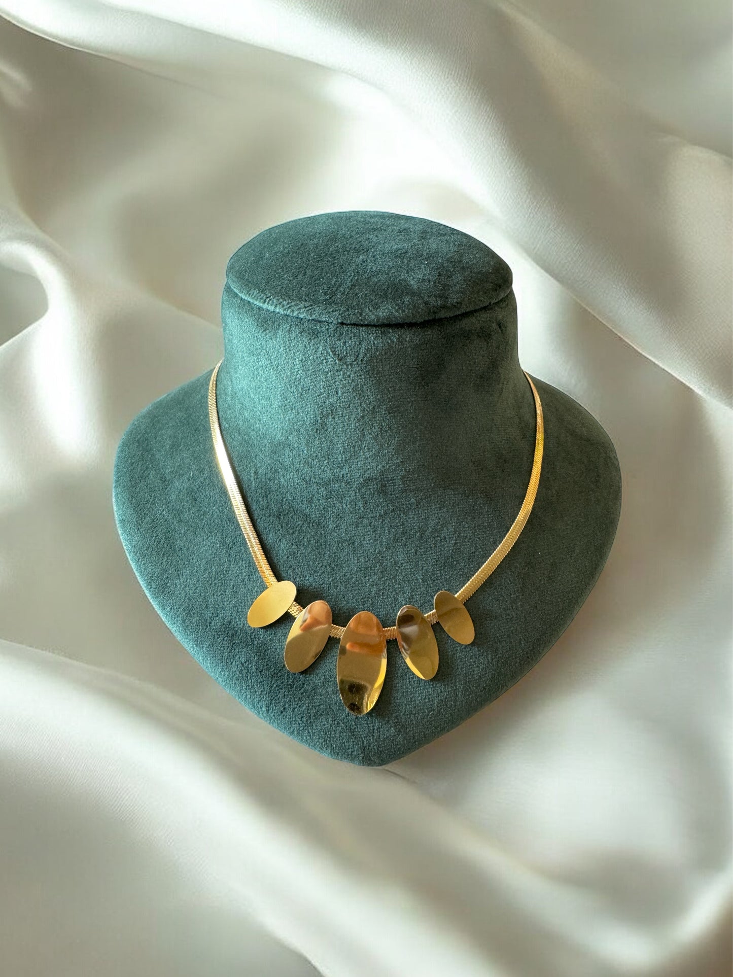 Majesty Boulevard Chain Necklace