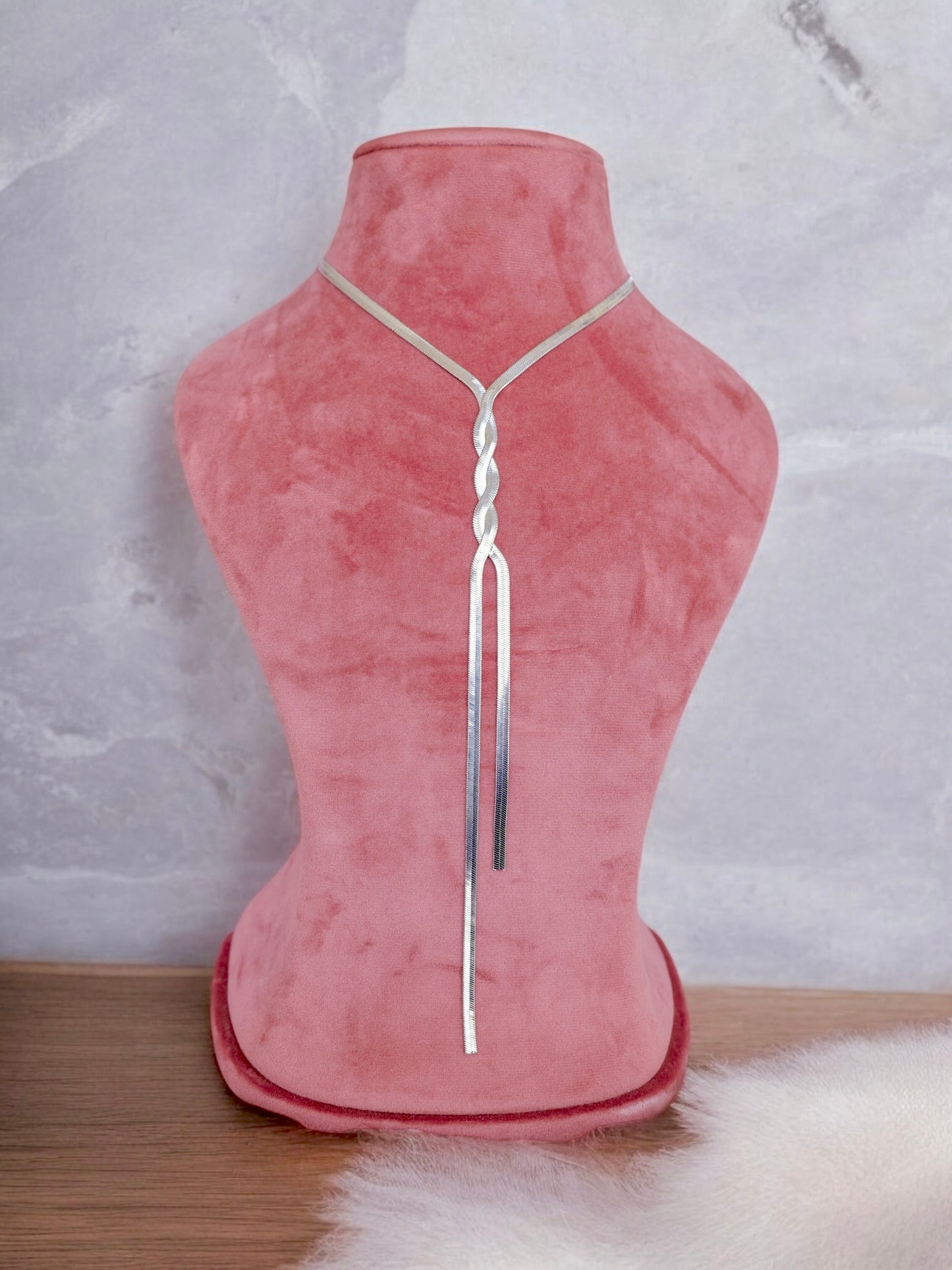 Serpentine Luxe Gold Necklace Chain