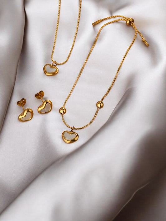 Heartfelt Glow Pendant Set with Bracelet