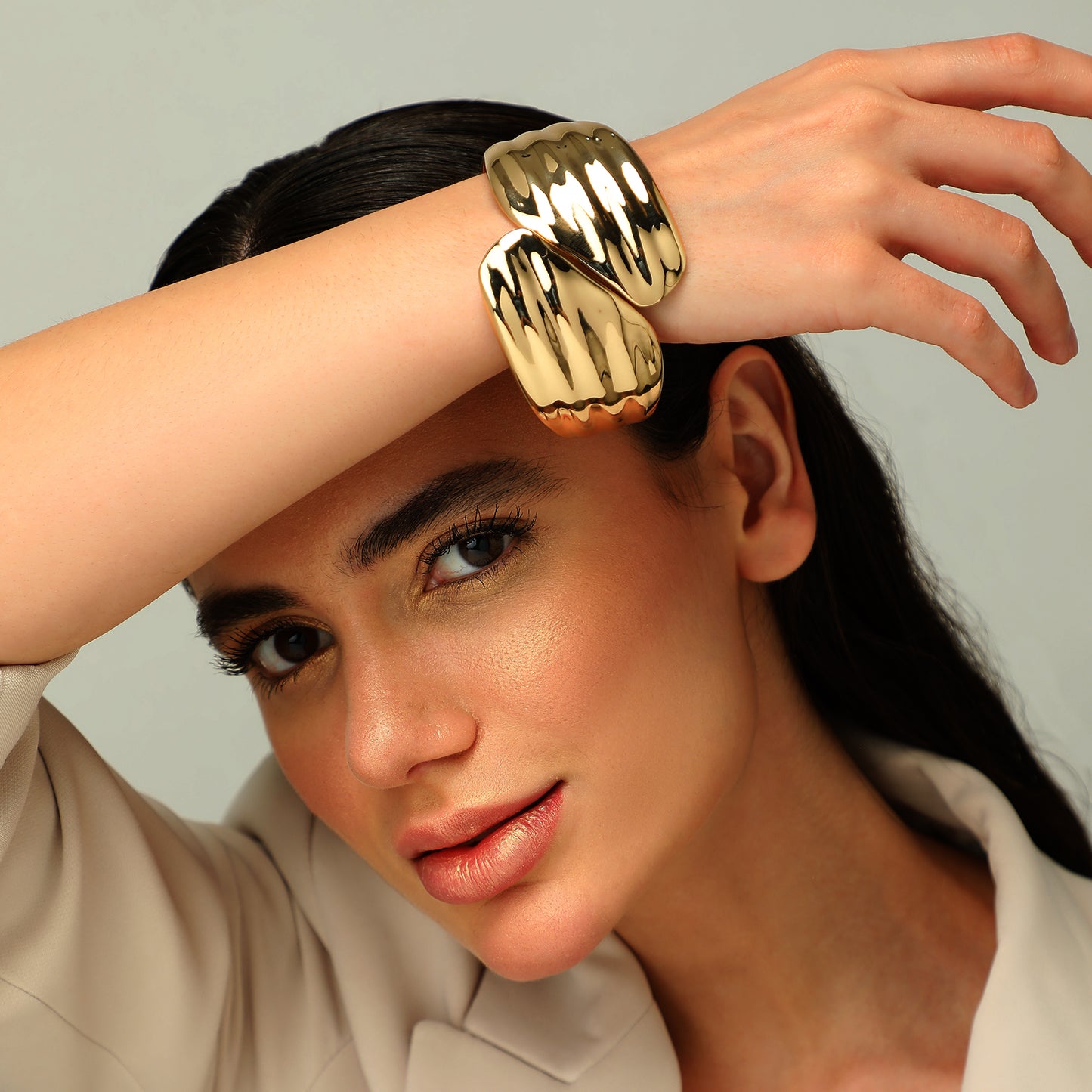 Cava Court Golden Cuff