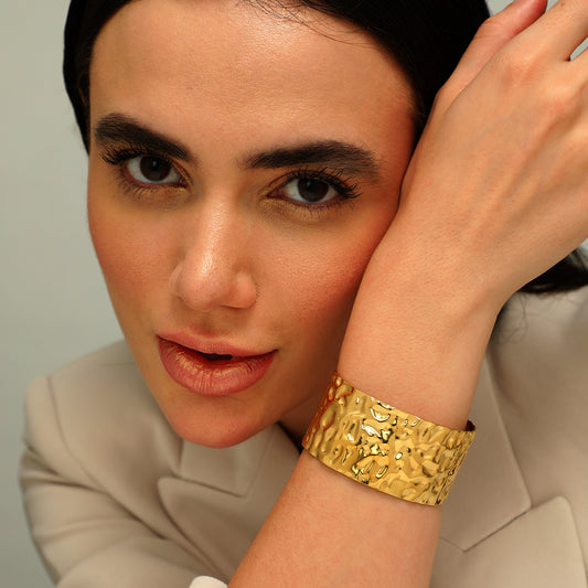 Zinfandel Lane Golden Cuff