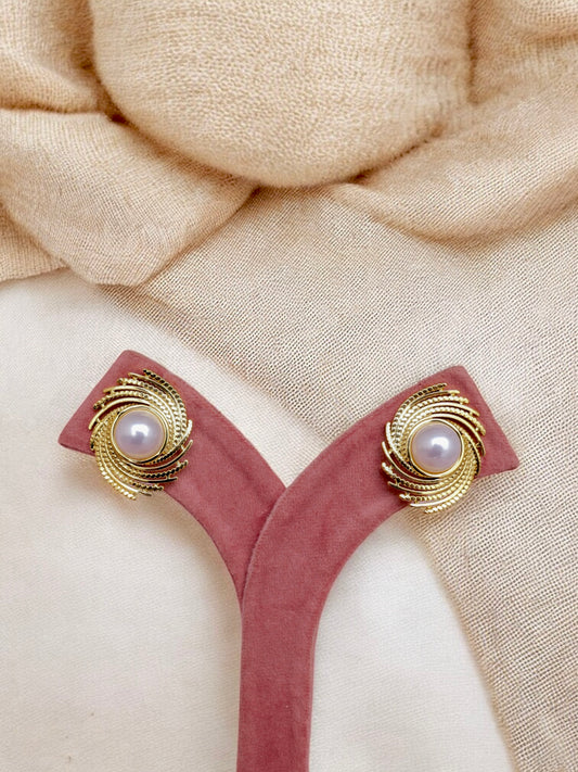 Bold Horizon Pearl Earrings