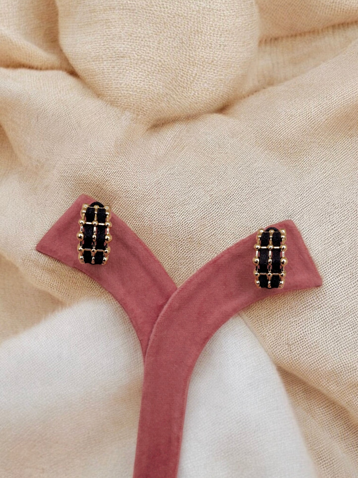 Noir Royale Earrings