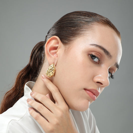 Gleam Junction Stud Earrings