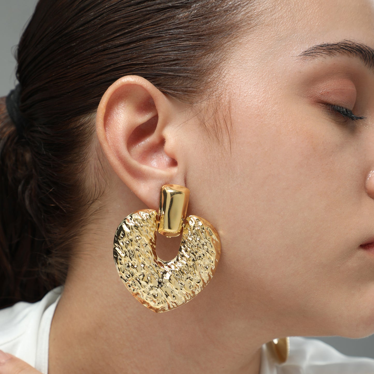 Glitz Alley Earrings