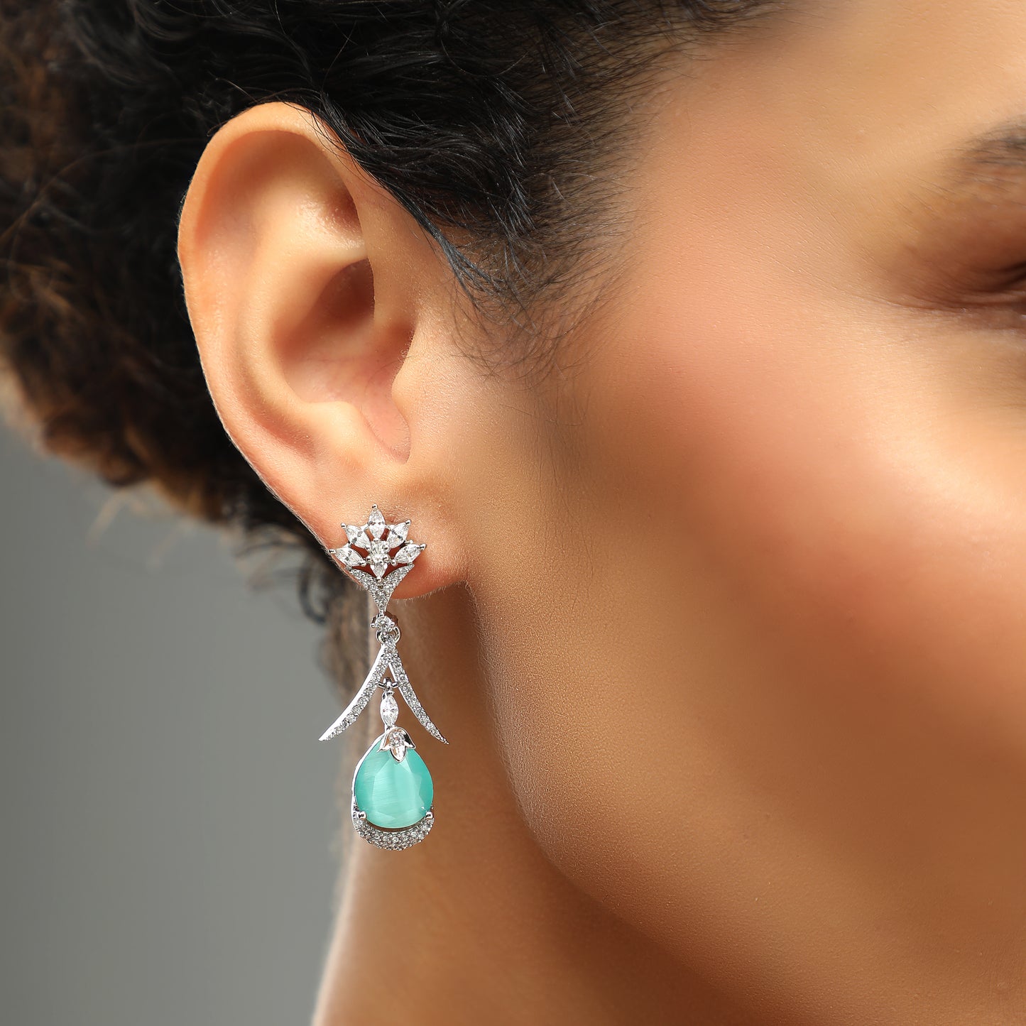 Divine Diamond Earings