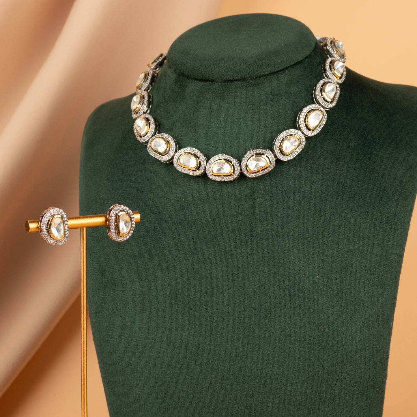 Charisma Single Liner Silver White Polki Set