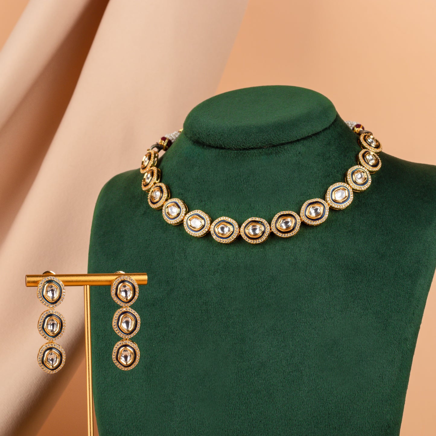 Kaimani Blue Polki Necklace Set