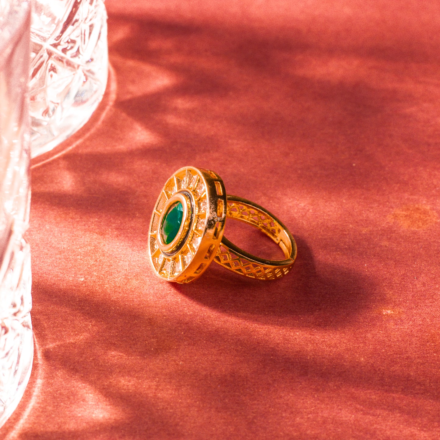 Turvani Emerald Polki Ring