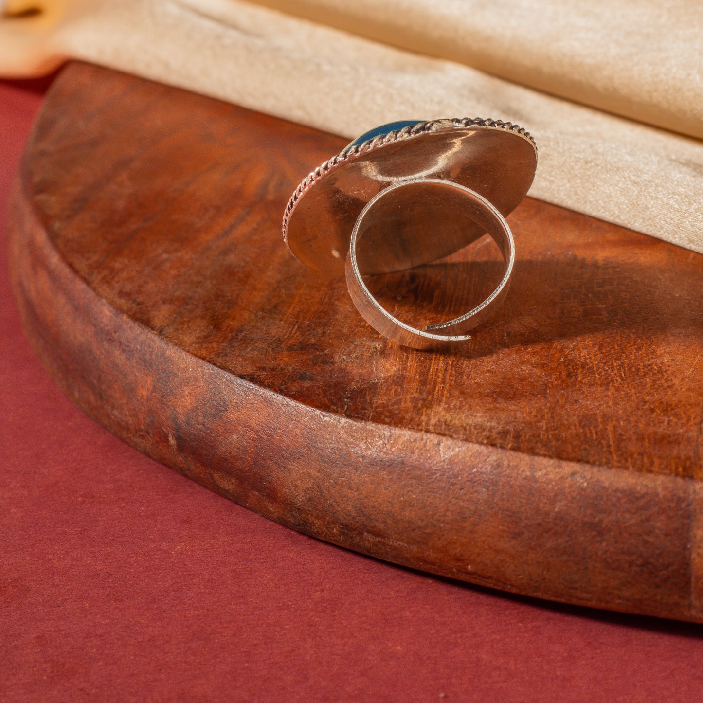 Rania Big Sized Oxidized Ring