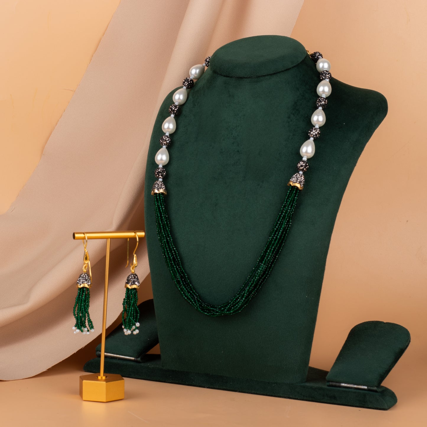 Shira Green Grey Pearl Necklace Set