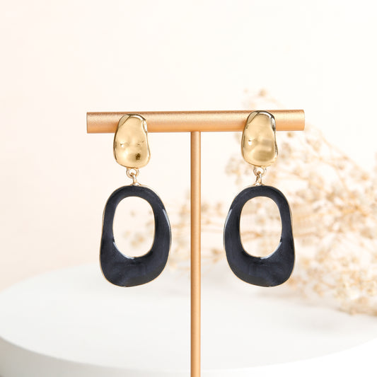 Harmony Gold-Black Earrngs