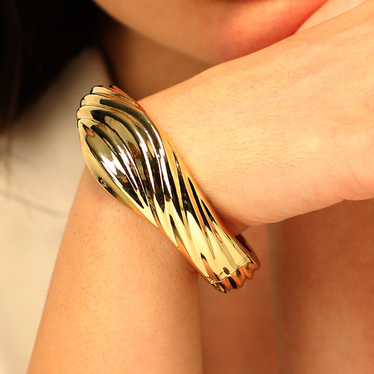 Port Boulevard Golden Cuff