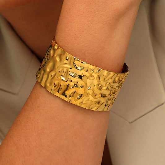 Zinfandel Lane  Golden Cuff