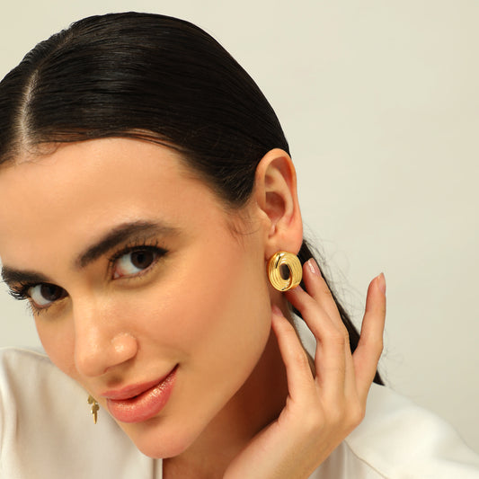 Glamour Lane Stud Earrings