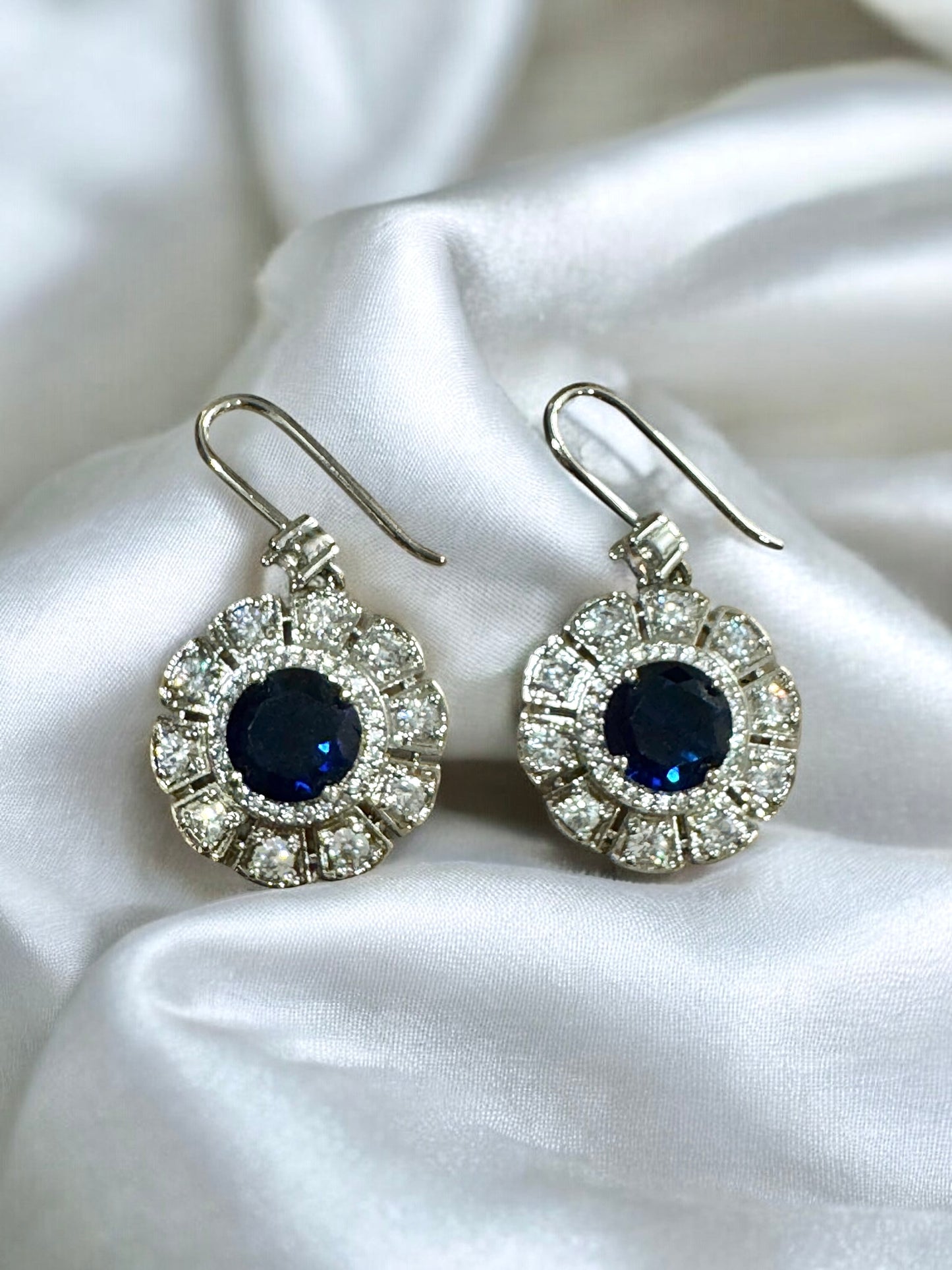 Inner Beauty vintage earrings