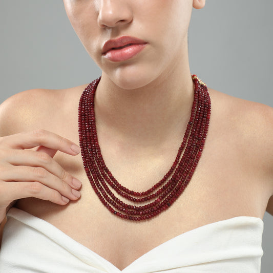 Noorvi Beaded Necklace