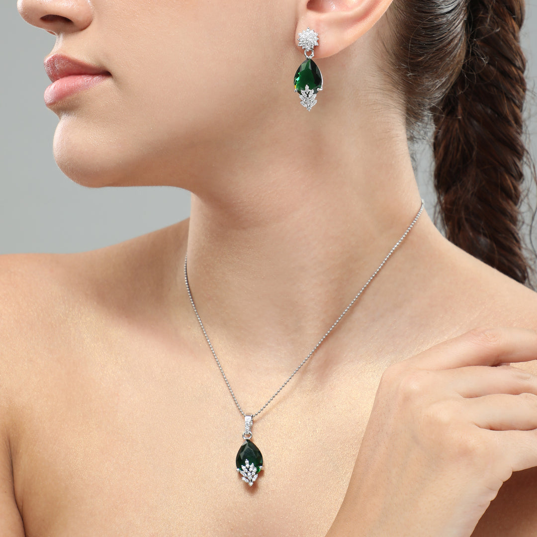 Yvaine Green Pendant Set (Chain Not Included)