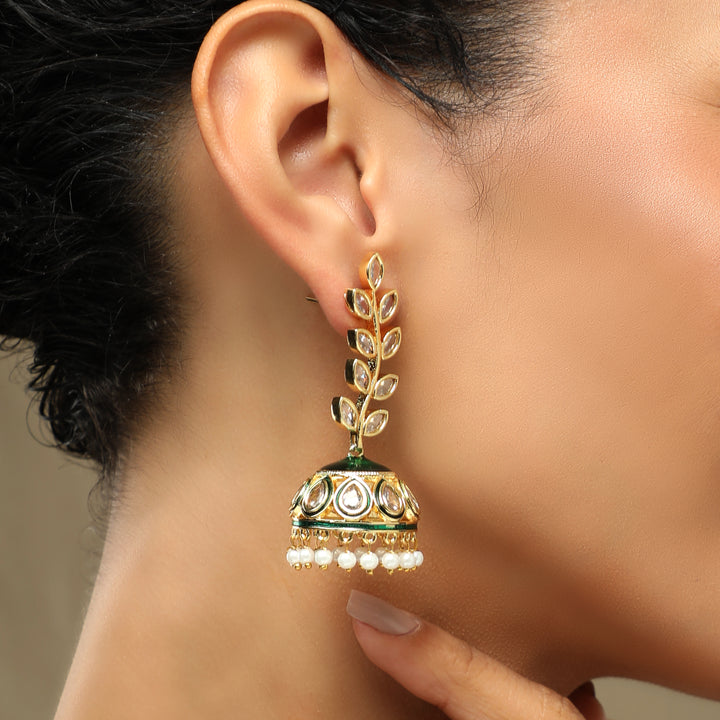 Khushnuma Kundan Studded Earrings