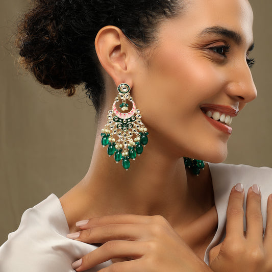 Shiddat Kundan Chand Earring