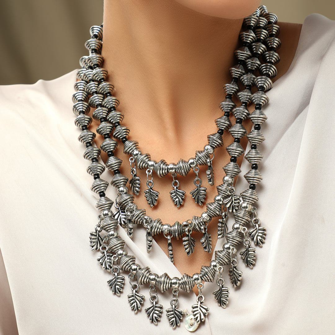 Amal Oxidized Necklace