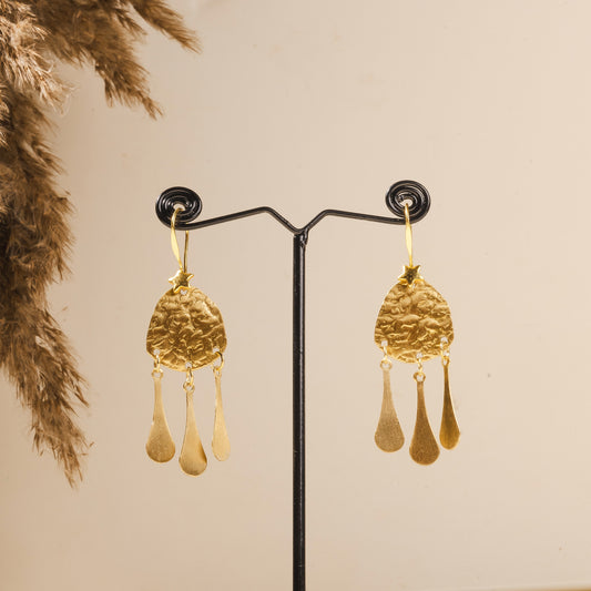 Evelyn Hanging Earrings