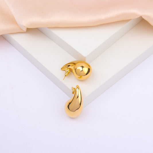 Noelle Gold Drop Earrings