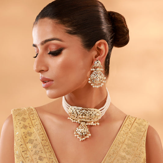 Vachi Pearls Gold Plated Jadau Choker Set