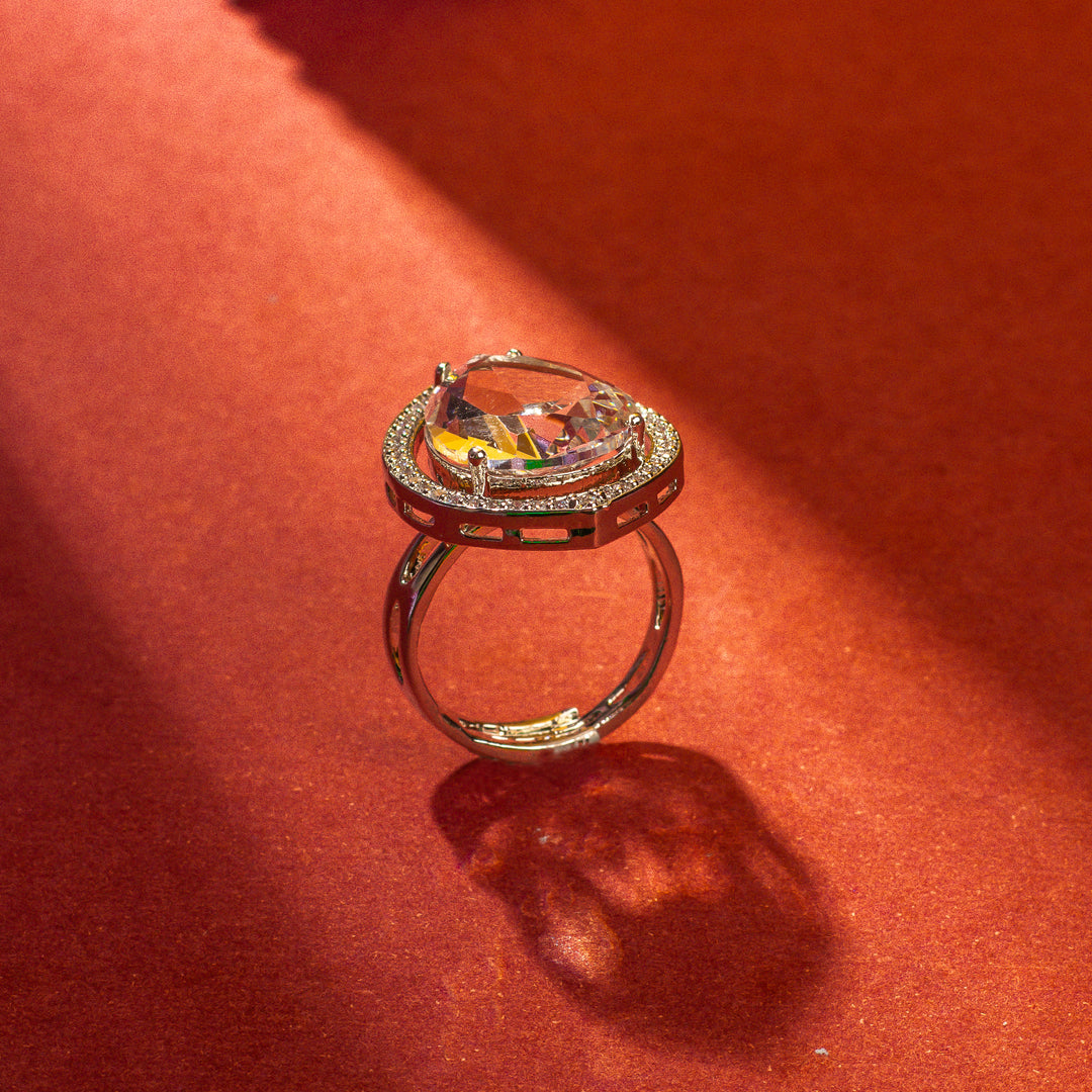 Dao Diamond Ring